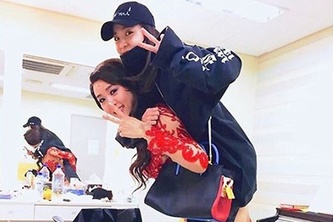 パク・サンダラがオク・ジュヒョンと大親友ぶりを披露してほほえましい姿を見せた。写真：パク・サンダラのインスタグラム