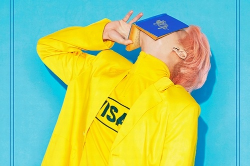 SMエンタを代表するシンガーソングライター、SHINeeのジョンヒョンが初のフルアルバムで再びミュージックシーン制覇を予告した。写真：SMエンターテインメント