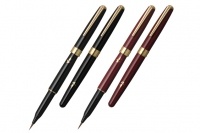 万年毛筆 双筆「匠穂」（プラチナ万年筆の発表資料より）