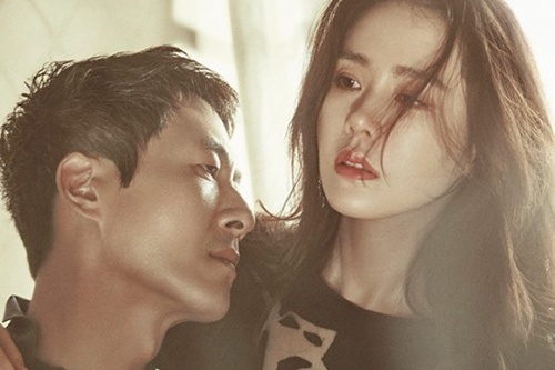 新作映画『秘密はない』で再び夫婦役を演じるソン・イェジン、キム・ジュヒョクのグラビアが公開されて目を引いた。写真：1st Look