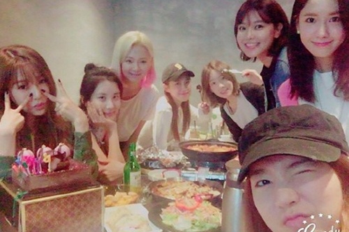 個人としても活発に活動している少女時代８人全員がそろった写真が公開され、注目を集めている。写真：ヒョヨンのインスタグラム