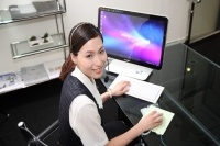 エン・ジャパンが運営する派遣のお仕事まとめサイト『エン派遣』は、30歳以上のサイト利用者を対象に「年下社員との接し方」についてアンケート調査を行ない、1,806名から回答を得た。