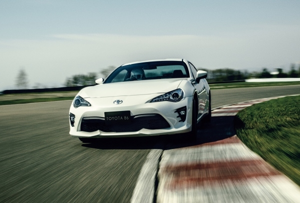 トヨタ自動車がマイナーチェンジして発売するスポーツカー「86」。（写真提供：トヨタ自動車）
