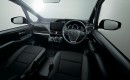 ミニバン「ノア」の特別仕様車「Si“W×B”」のインテリア。（ハイブリッド車）。（写真提供：トヨタ自動車）