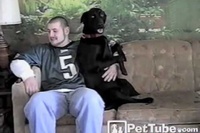 わんこは甘えているだけなんだけど体が大きいのでこの迫力！