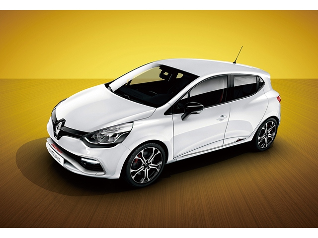 最高出力220ps、最大トルク260Nmを発生するハイパワー1.6リッター直噴ターボエンジンを搭載する刺激的な「ルーテシア・ルノー・スポール トロフィー」、僅か30台の限定車