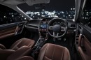 富士重工業が発売したフォレスターの特別仕様車「Brown Leather Selection」(グレード:2.0XT EyeSight Brown Leather Selection、ナビゲーションシステム、ステアリングリモコンはディーラー装着オプション)(写真提供:富士重工業) 富士重工業が発売したフォレスターの特別仕様車「Brown Leather Selection」(グレード:2.0XT EyeSight Brown Leather Selection、ナビゲーションシステム、ステアリングリモコンはディーラー装着オプション)(写真提供:富士重工業)