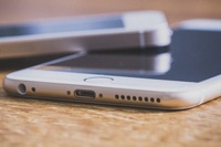 IT専門調査会社 IDC Japanは、国内モバイルデバイス市場(スマートフォン市場、タブレット市場、PC市場、通信カードなどのData Communicationを含む)の2016年第1四半期(1月～3月)の出荷台数実績および2016年～2020年の予測を発表した。