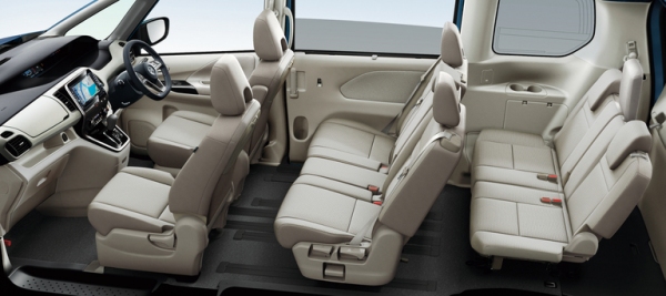 日産自動車が公開した新型「セレナ」。（写真提供：日産自動車）