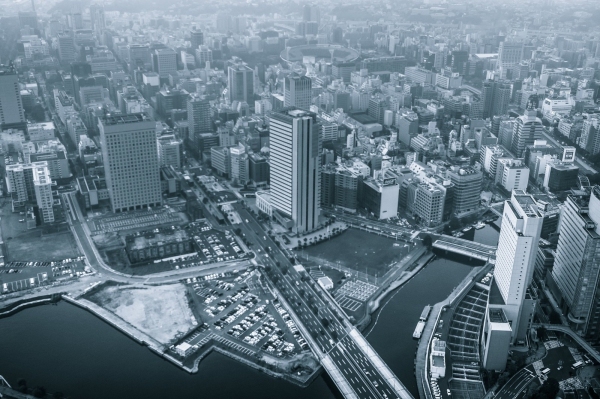 JLL（本社・米国）がまとめた投資分析レポートによると、商業用不動産に対する日本の2016年第2四半期の投資額は、前年同期比18％増の75億ドル（円建てで前年同期比5％増の8,100億円だった。
