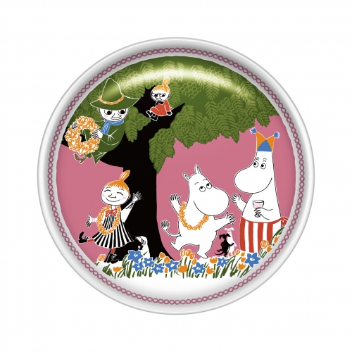 日本マクドナルドが8月5日から期間限定で販売する「ムーミン」のマクドナルドオリジナルプレート」 （写真提供：日本マクドナルド）(C) Moomin Characters TM