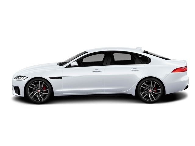 2017年型ジャガーXFのラインアップは、2種のガソリンエンジン(240ps/340Nm、340ps/450Nm)搭載モデル計5機種、インジニウムディーゼル・エンジン(180ps/430Nm)搭載モデル2機種の計7機種。価格は604.0万円~1027.0万円