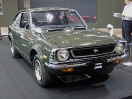 第2世代カローラに追加された“暴れ馬”TE27型「トヨタ・カローラ・レビン」、「第1回AUTOMOBILE COUNCIL/オートモビル・カウンシル2016」で展示された 第2世代カローラに追加された“暴れ馬”TE27型「トヨタ・カローラ・レビン」、「第1回AUTOMOBILE COUNCIL/オートモビル・カウンシル2016」で展示された
