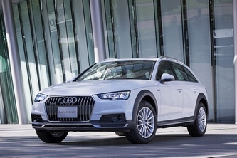 アウディジャパンがフルモデルチェンジして発売するプレミアムクロスオーバー「Audi A4 allroad Quattro」（アウディ ジャパンの発表資料より）