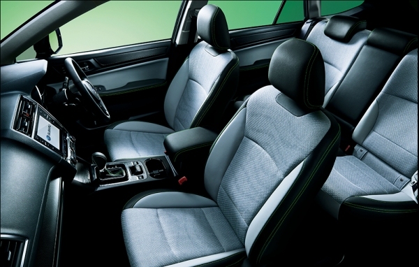 スバルのフラッグシップSUV「レガシィ アウトバック」の特別仕様車「X-ADVANCE（エックスアドバンス）」のインテリア。（写真提供：富士重工業）