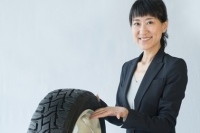 東洋ゴム工業が発売する新ジャンルの軽自動車専用タイヤ「OPEN COUNTRY R/T」（東洋ゴム工業の発表資料より）