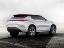 三菱自動車が2016年パリモーターショーで初公開する、次世代クロスオーバーSUVのコンセプトカー「MITSUBISHI GT-PHEV Concept」(写真提供:三菱自動車) 三菱自動車が2016年パリモーターショーで初公開する、次世代クロスオーバーSUVのコンセプトカー「MITSUBISHI GT-PHEV Concept」(写真提供:三菱自動車)