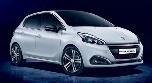 プジョー・シトロエン・ジャポンのコンパクトカー「208」の限定車「GT Line – ICEEDITION (アイス エディション)」（写真提供：プジョー・シトロエン・ジャポン）