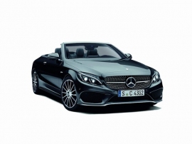 メルセデス・ベンツ日本が発売したCクラス初のオープンモデル「AMG C 43 4MATIC カブリオレ」（写真提供：メルセデス・ベンツ日本）