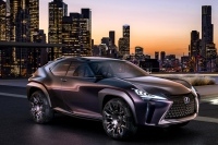 パリモーターショーで公開された「UX Concept」、ボディサイズは全長×全幅×全高4400×1900×1520mm、ホイールベース2640mm