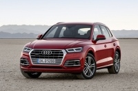 先代に比べて、ボディが大きくなった「新型Audi Q5」だが、最大で90kgの軽量化も達成している。欧州での価格はQ5 2.0 TDI quattroで4万5100ユーロ(邦貨で約560万円)とされる