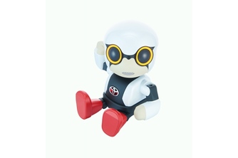 トヨタ自動車は、人と会話する機能を持つ小型の人型ロボット「キロボ ミニ（KIROBO mini）」を2017年に発売すると発表した。（写真提供：トヨタ自動車）