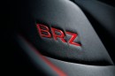 富士重工業が11月7日に発売する、スポーツカー「SUBARU BRZ」の最上級グレード「GT」のアルカンターラ／本革シート（写真提供：富士重工業）