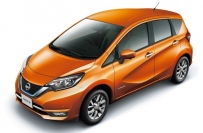 日産自動車＜７２０１＞（東１・売買単位１００株）は７日、１０９５．０円（１５．０円高）まで上げたあとも堅調で続伸基調。