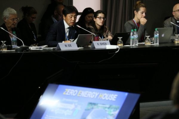 積水ハウスの石田建一氏が、COP22ビルディング・ディ「都市と住居を対象に、気候変動に対する行動の事例紹介と対話」というセッションに民間企業から唯一参加し、同社の施策・実績を発表