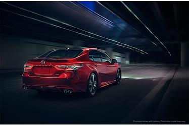 新型カムリ（米国仕様）