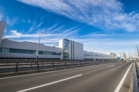 豊洲市場（予定地）。果たして移転は実現するのか、それとも……。