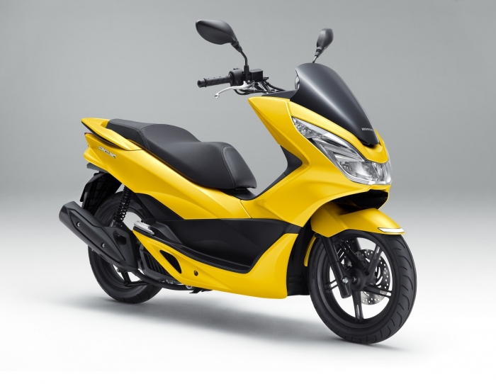 PCX (クリッパーイエロー) （本田技研工業の発表資料より） 