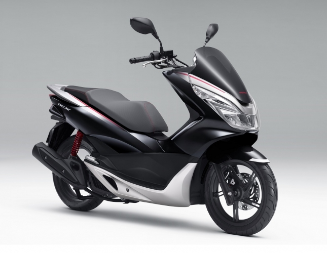 PCX (ポセイドンブラックメタリック<ツートーン>)