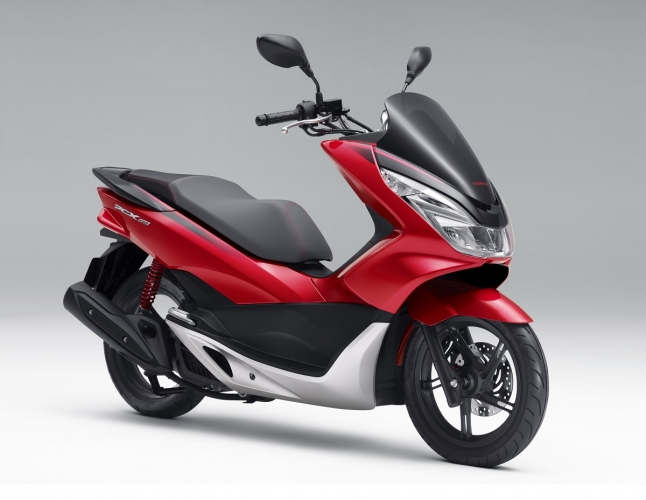 PCX150 (キャンディーロージーレッド<ツートーン>)