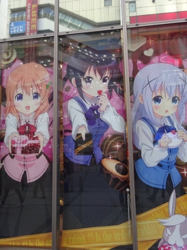 『ご注文はうさぎですか??』×アトレ秋葉原、初日から完売商品が!? 平日でも関係なかった!