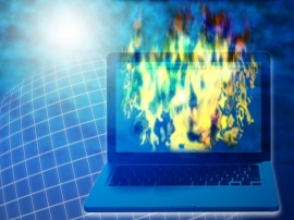 企業や政府などの正規サイトを見ただけでウイルスに感染する―そんな驚くべき危険が急増している。安心して閲覧しがちな正規サイトだが、セキュリティの脆弱面を突いた攻撃が頻発している。ブラウザやソフトは常に更新の状態にしておきたい。 企業や政府などの正規サイトを見ただけでウイルスに感染する―そんな驚くべき危険が急増している。安心して閲覧しがちな正規サイトだが、セキュリティの脆弱面を突いた攻撃が頻発している。ブラウザやソフトは常に更新の状態にしておきたい。