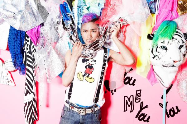ファッションデザイナー、スタイリスト、プロップスアーティストといった多才な顔を持つ五十嵐LINDA渉氏（ESSPRIDE報道資料より）