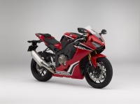 CBR1000RR ヴィクトリーレッド（本田技研工業の発表資料より） 
