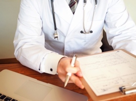 アルファベット(グーグル)傘下の人工知能研究部門ディープマインドが保健医療分野での事業を広げている アルファベット(グーグル)傘下の人工知能研究部門ディープマインドが保健医療分野での事業を広げている