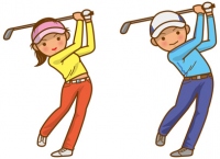 ゴルフをする男女。