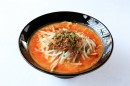 本場の伝統の味をワンコインで楽しめる。写真は「担々麺」税込500円(関東学院大学報道資料より) 本場の伝統の味をワンコインで楽しめる。写真は「担々麺」税込500円(関東学院大学報道資料より)