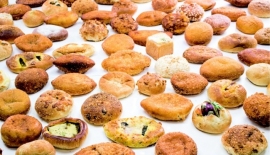 4月19日から25日まで開催予定の「春のカレーパンフェスタin池袋西武本店」(日本カレーパン協会報道資料より) 4月19日から25日まで開催予定の「春のカレーパンフェスタin池袋西武本店」(日本カレーパン協会報道資料より)