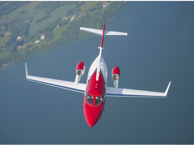 香港、台北で初公開する小型ビジネスジェット機「HondaJet」。クラス最高水準の最高速度、最大運用高度、上昇性能、燃費性能および室内サイズを実現した小型ジェット機だ