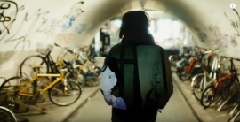 アジカン新曲MVが公開!映像内では主題歌になっている「夜は短し歩けよ乙女」の映像も活用! アジカン新曲MVが公開!映像内では主題歌になっている「夜は短し歩けよ乙女」の映像も活用!