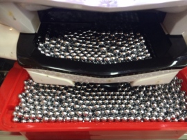 ギャンブル依存症対策の論点整理案にはパチンコの射幸性に対する課題も盛り込まれている。 ギャンブル依存症対策の論点整理案にはパチンコの射幸性に対する課題も盛り込まれている。