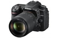 デジタル一眼レフカメラ「D7500」（ニコン発表資料より）