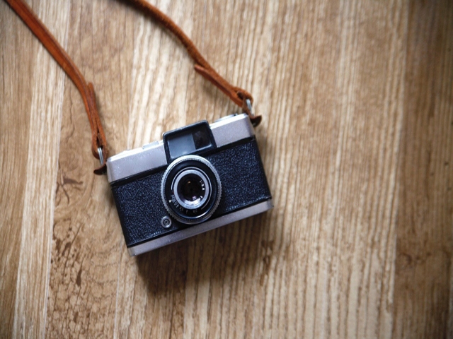 写真フォーマットは長方形から正方形に変わりつつある。写真の構図を難しく考えず直感的に撮れることも正方形が好まれる理由のひとつ。