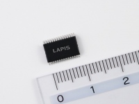 ロームが開発した最新の電池監視LSI｢ML5245｣。マイコンによる制御を必要としないスタンドアロンタイプで、リチウムイオン電池パックの開発期間短縮、高信頼化、安全性向上に貢献。中国電動自転車市場をメインターゲットに展開する。