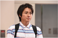 『リバース』に主人公の深瀬役として出演する藤原竜也。没個性になりそうな役どころだが、しっかりと主役として成立する演技を見せている。（c）TBS