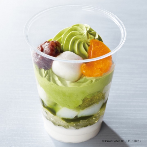 宇治抹茶パフェ ～北海道あずき添え～